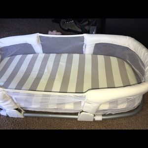 Co sleeper - ((ON HOLD))